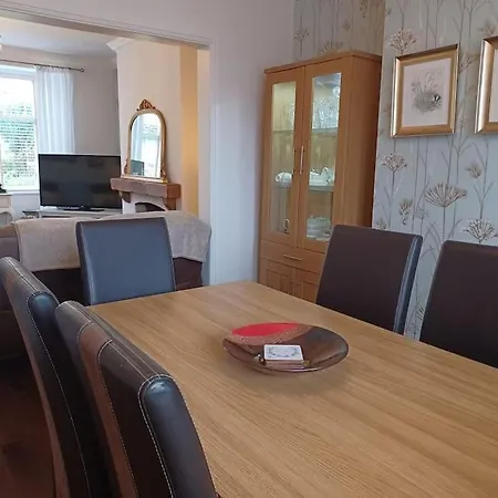 Holiday home 7 Cromwell Gardens - 2 Bed House