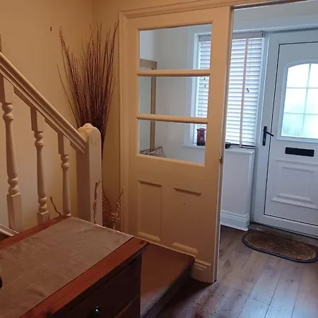 7 Cromwell Gardens - 2 Bed House Holiday home